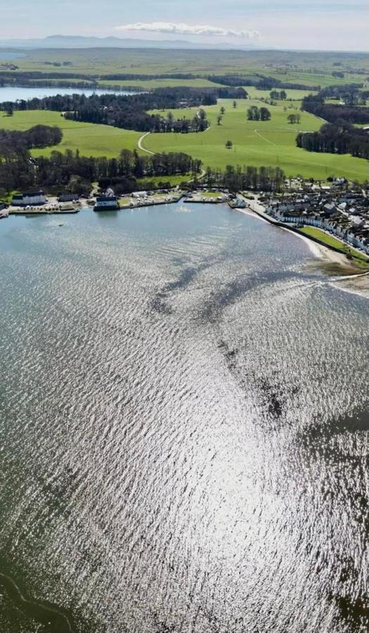 Harbourside Apartment Garlieston ภายนอก รูปภาพ